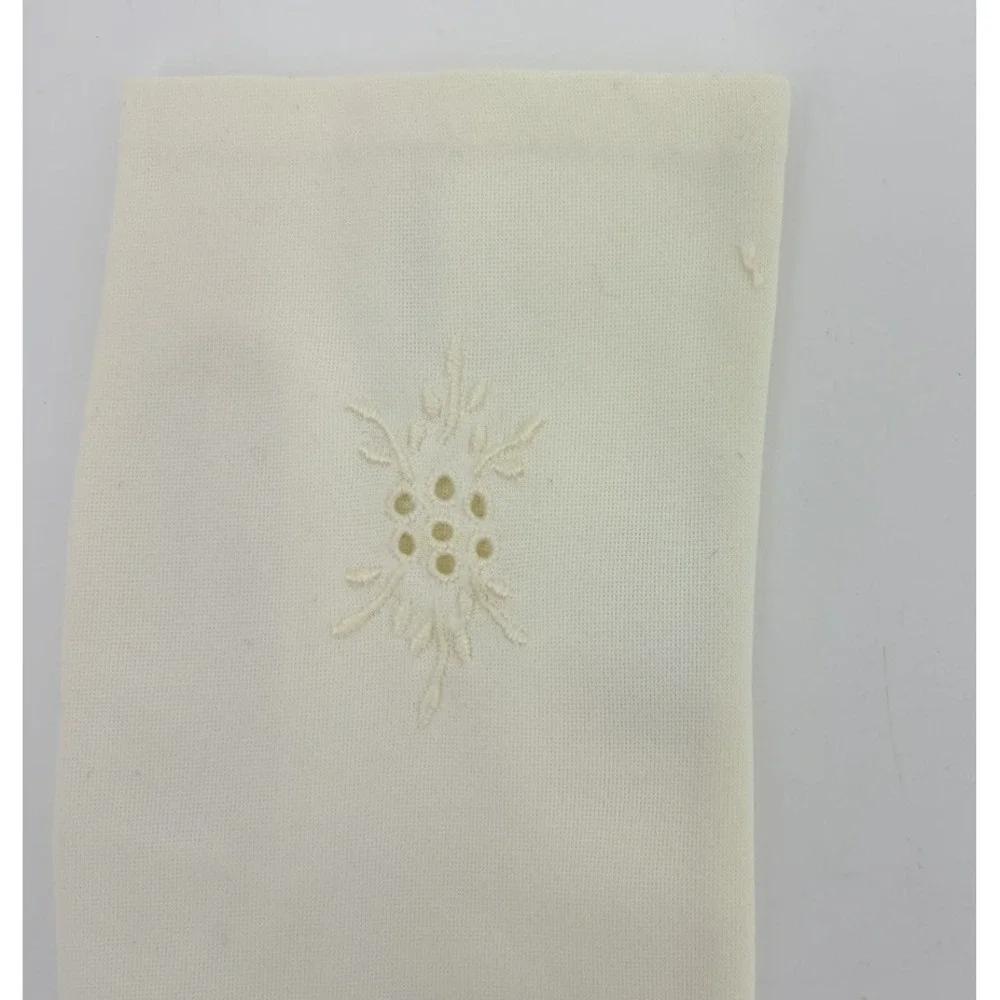 Vintage Miss Aris Women's White Nylon Gloves One Size Stretch